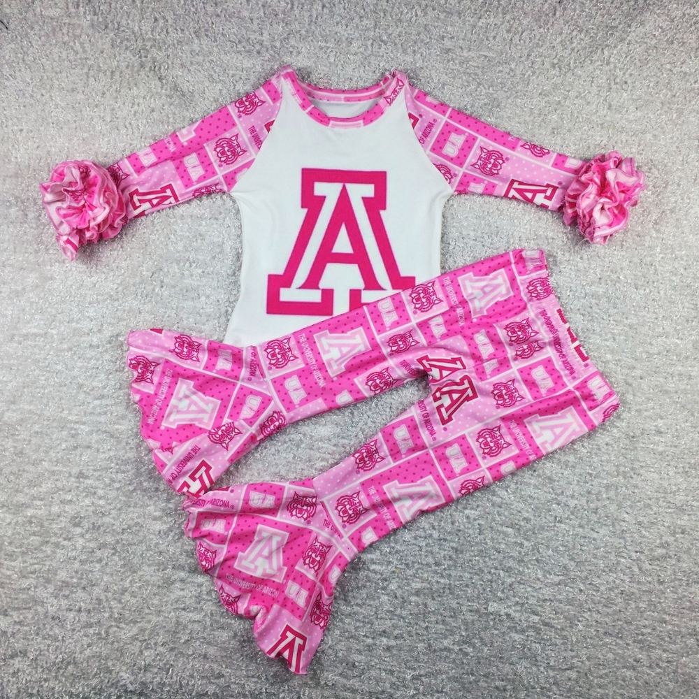 U of A girls set